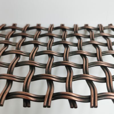 Kiến trúc Antique Brass Woven Wire Mesh In Reverse Dutch Weave 52% Khu vực mở Đối với trần nhà