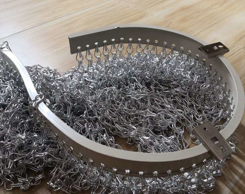 Loại chuỗi nhôm Khả năng thông gió tốt Thiết kế nội thất Trần ngăn