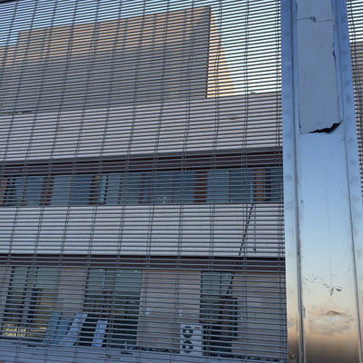 Stainless Steel Woven Wire Mesh Panel Củng cố xử lý cạnh