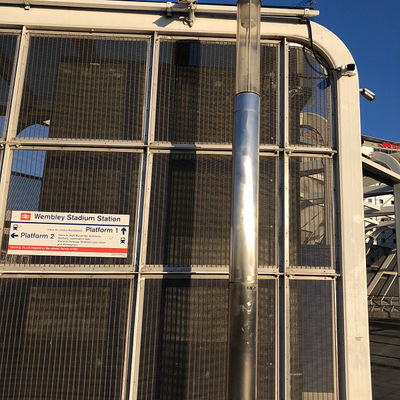 Các tấm thép dệt màu xám với phương pháp xử lý anodizing cải thiện nghệ thuật kiến trúc