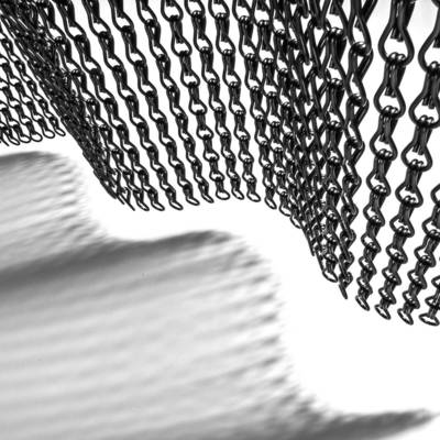 Màn Cửa Lưới Xích Nhôm Cường Lực Cao Thiết Kế Đáp Ứng Tiêu Chuẩn An Toàn Công Nghiệp