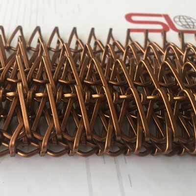 Lớp vật nuôi Stainless Steel Screen Silver Resilient Corrosion Resistant Mesh cho các ứng dụng công nghiệp và thương mại